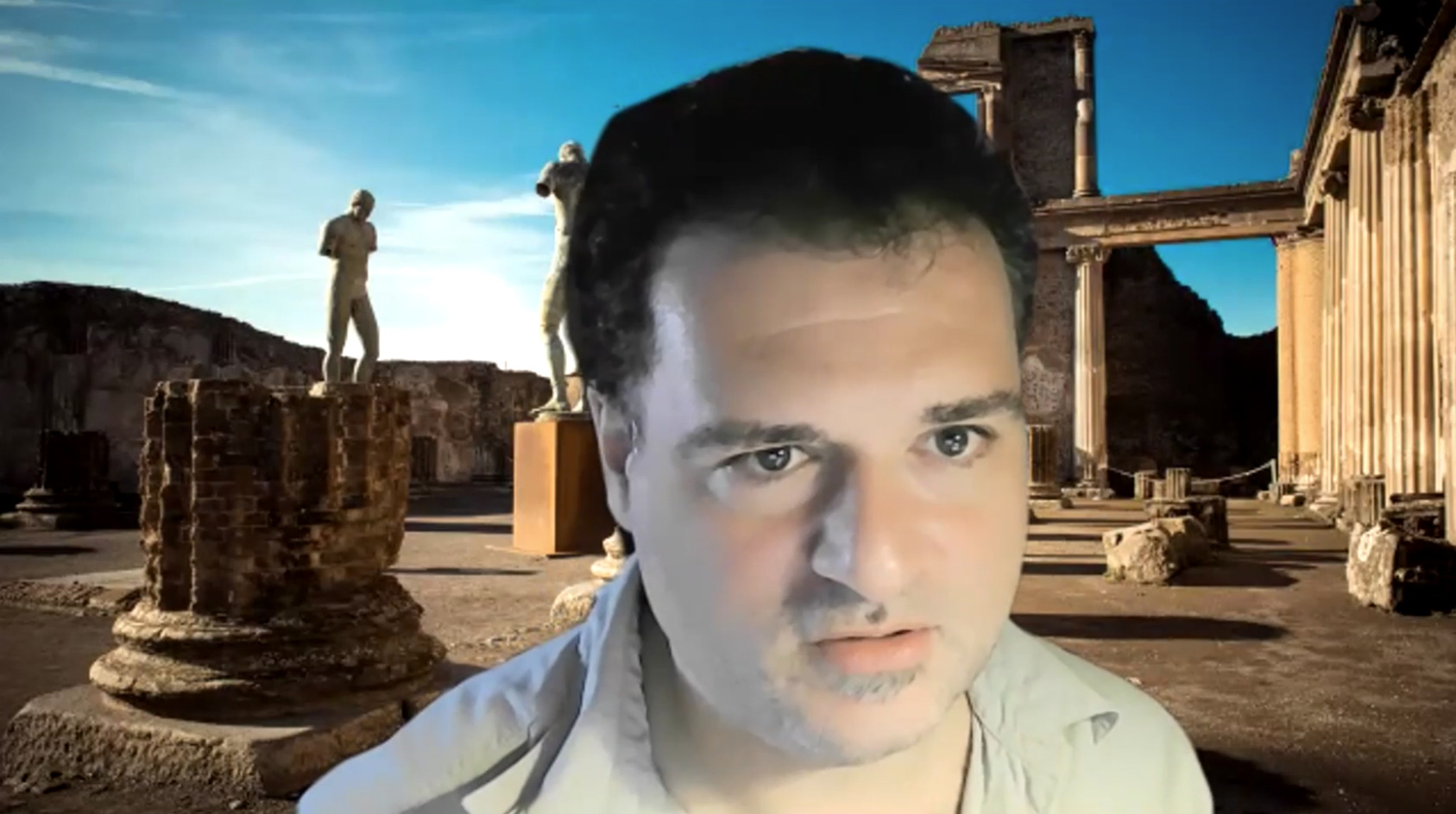 Francesco Panzetti durante un collegamento Fly Mee Too dallo studio virtuale